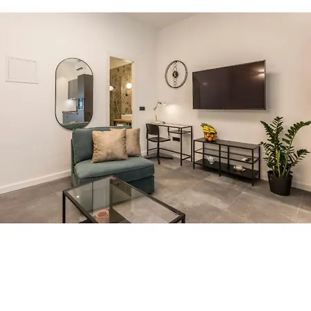 Διαμέρισμα Nina *